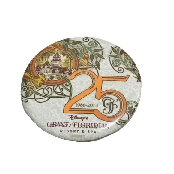 Unknown Accessories - Disney's Grand Floridian 25 year Pin